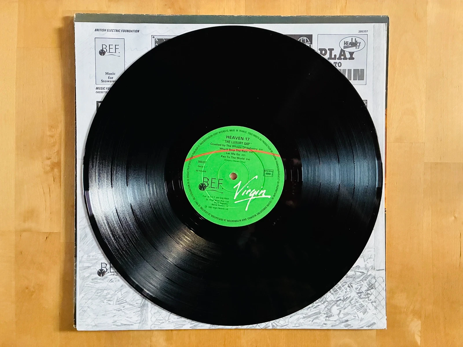 Vinylplaat 33T Heaven 17 The Luxury Gap. – photo 3